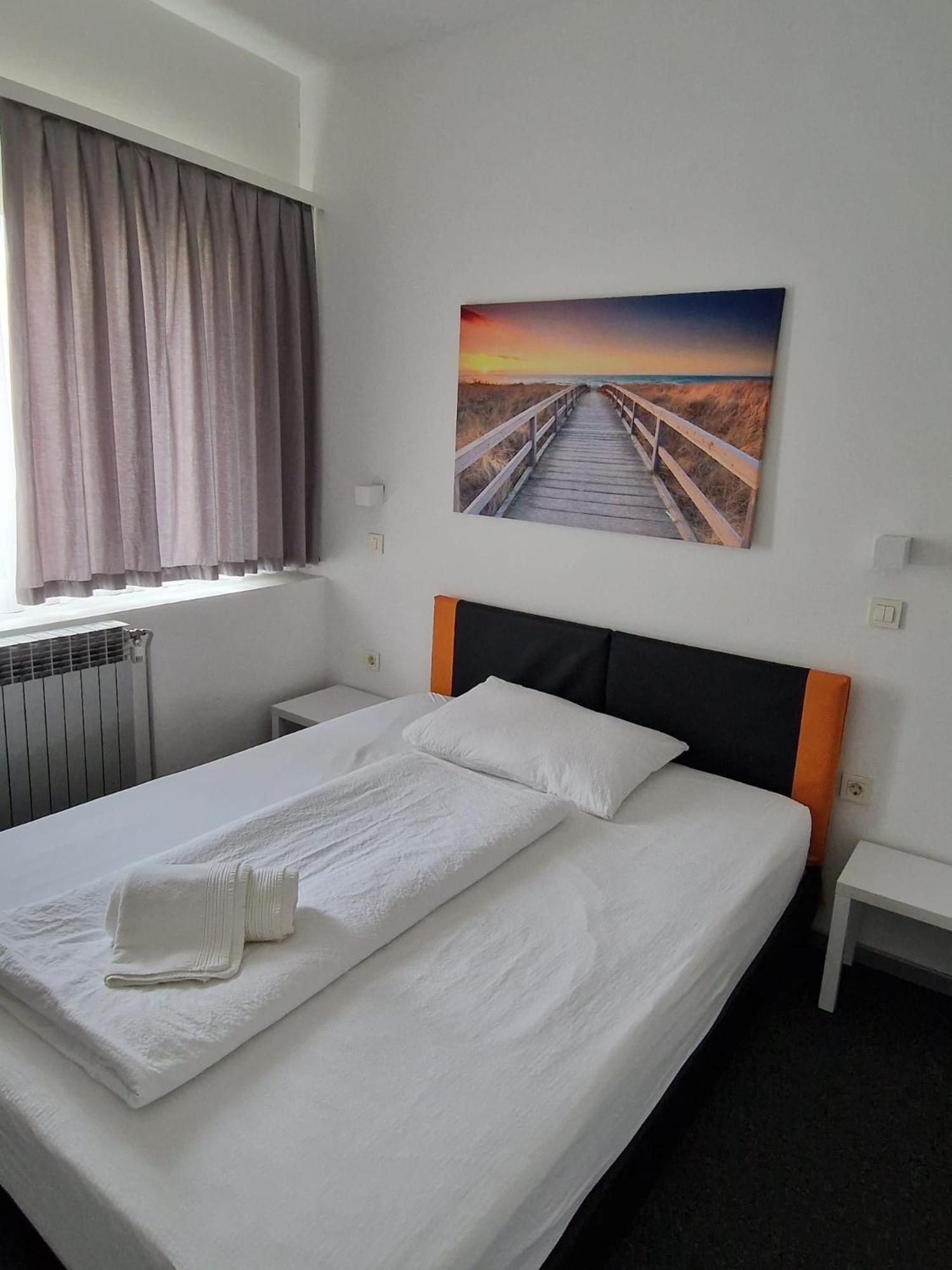 Grand Bells Bed And Breakfast Zagreb Exterior photo